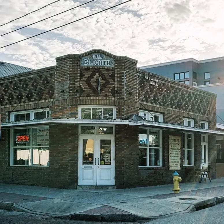 El Puerto Restaurant Instagram